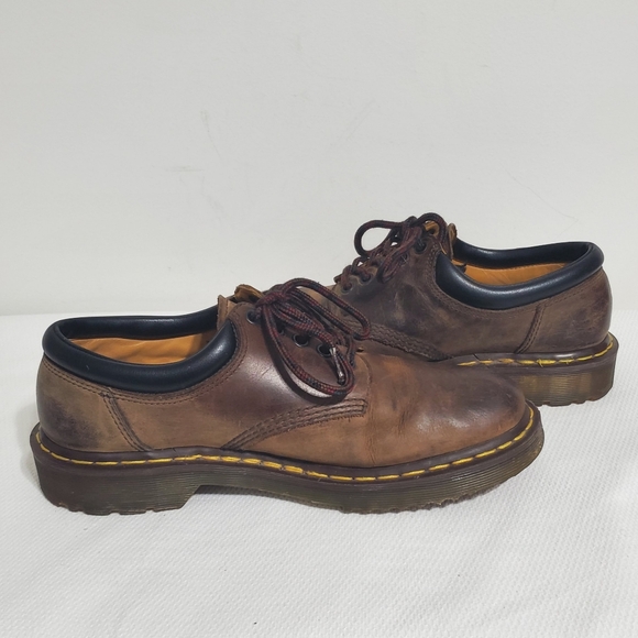 Oxfords_&_Derbys